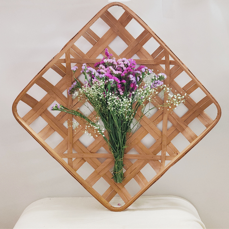 Dekoracyjny koszyk kwiatowy